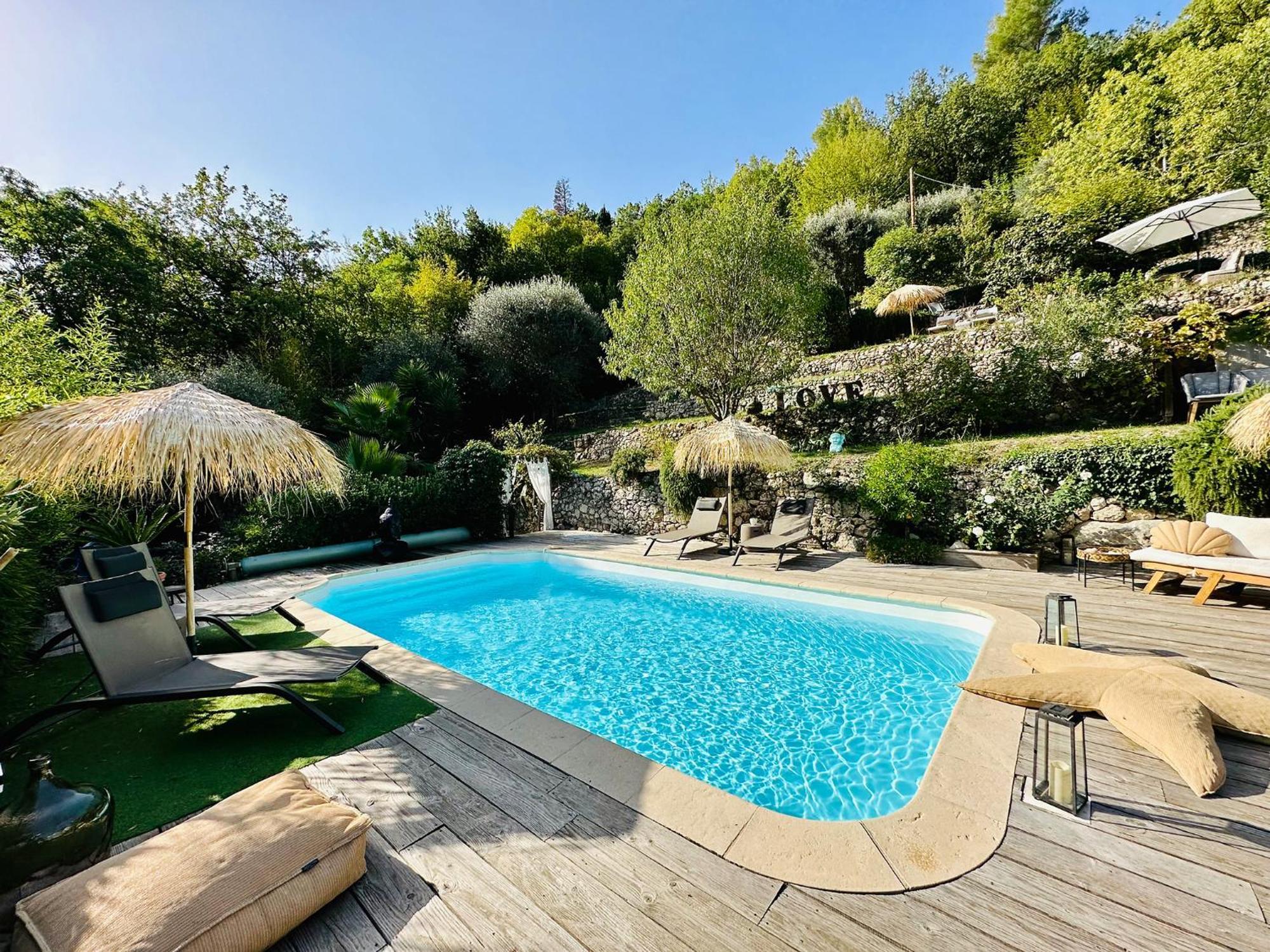 Апартаменти Domaine Les Deux Roches Le Bar-sur-Loup Екстер'єр фото