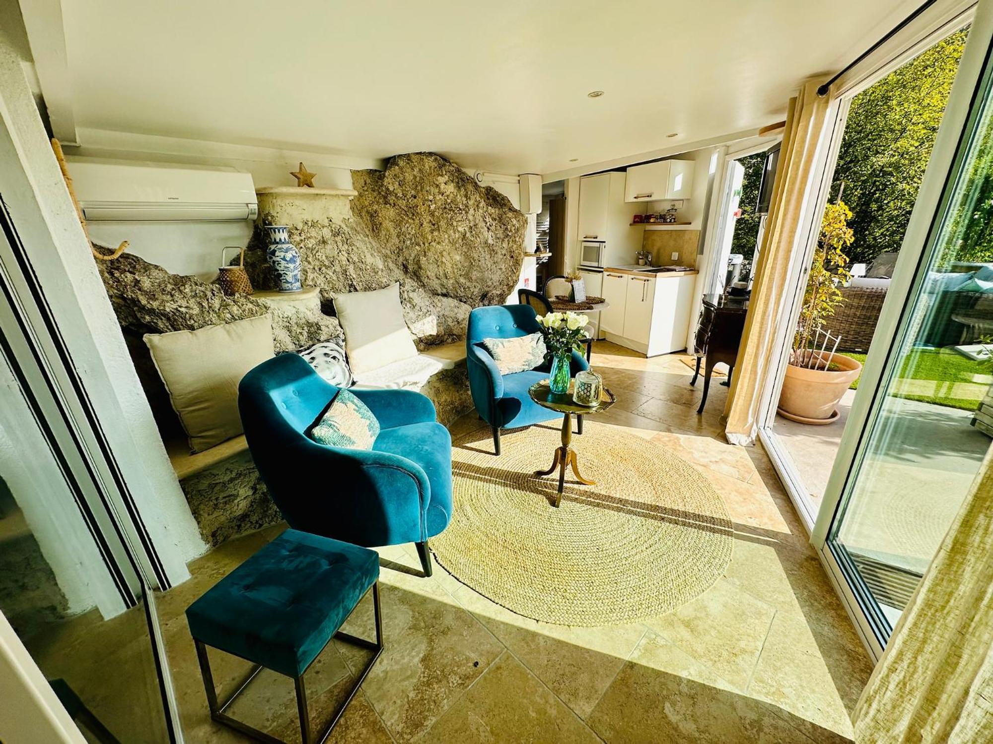 Апартаменти Domaine Les Deux Roches Le Bar-sur-Loup Екстер'єр фото